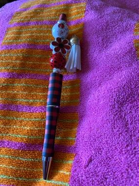 Plaid LADY BUG THEMED Beaded Tassel Ballpoint Pen - Red & Black